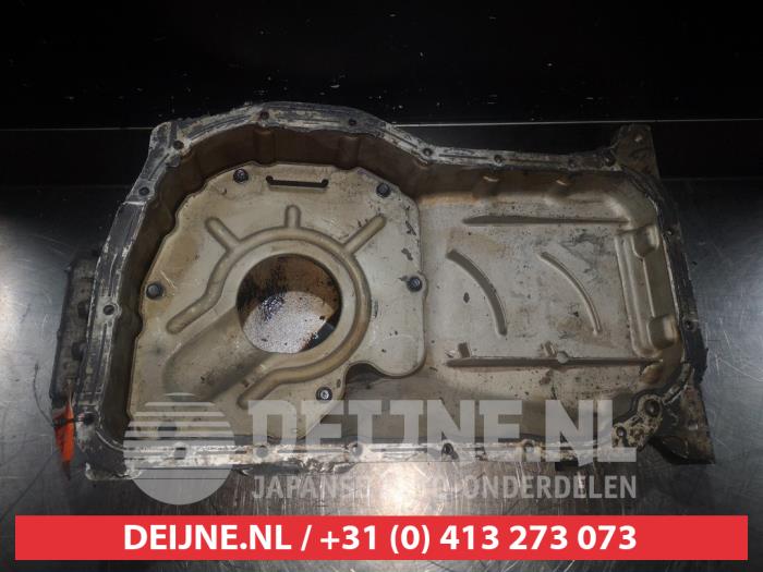 Usagé Couvercle carter Kia Sorento I (JC) 2.4 16V Prix € 75,00 Règlement à la marge proposé par V.Deijne Jap.Auto-onderdelen BV