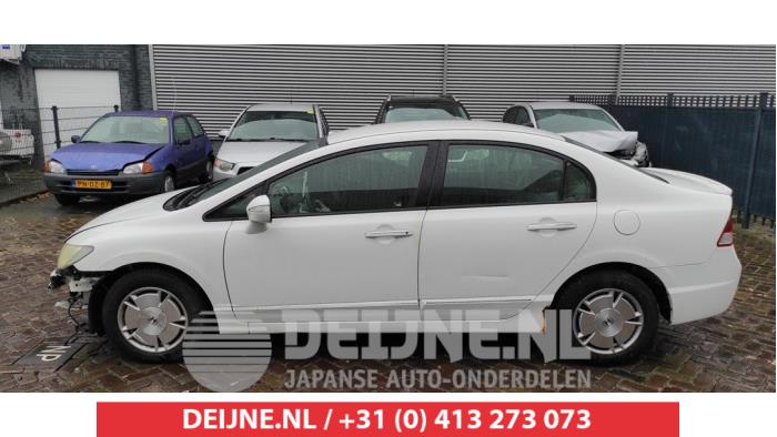 Usados Ventanilla triangular izquierda detrás Honda Civic (FA/FD) 1.3 Hybrid Precio € 35,00 Norma de margen ofrecido por V.Deijne Jap.Auto-onderdelen BV