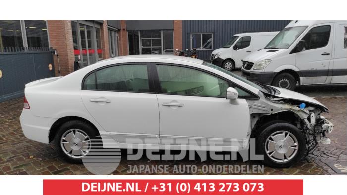 Usados Ventanilla triangular derecha detrás Honda Civic (FA/FD) 1.3 Hybrid Precio € 35,00 Norma de margen ofrecido por V.Deijne Jap.Auto-onderdelen BV