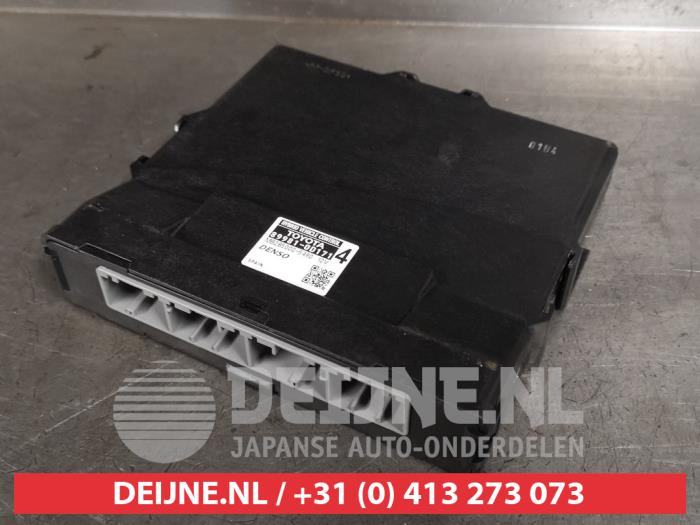 Used Body control computer Toyota Yaris III (P13) 1.5 16V Hybrid Price € 50,00 Margin scheme offered by V.Deijne Jap.Auto-onderdelen BV