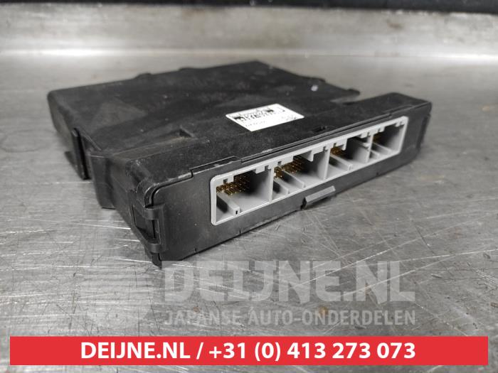 Used Body control computer Toyota Auris (E18) 1.8 16V Hybrid Price € 75,00 Margin scheme offered by V.Deijne Jap.Auto-onderdelen BV