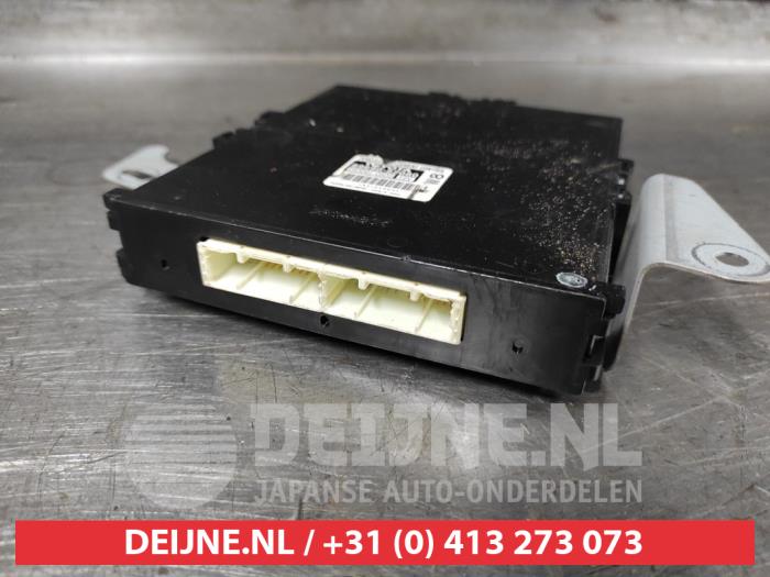 Body control computer Toyota Verso S, 2010 / 2016 1.33 16V Dual VVT-I, MPV, Petrol, 1.329cc, 73kW (99pk), FWD, 1NRFE, 2010-11 / 2016-10, NSP12 (Used)