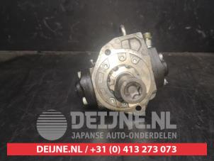 Used Mechanical fuel pump Nissan Navara (D40) 2.5 dCi 16V 4x4 Price on request offered by V.Deijne Jap.Auto-onderdelen BV