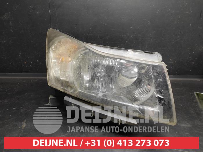 Używane Reflektor prawy Chevrolet Cruze 2.0 D 16V Cena € 75,00 Procedura marży oferowane przez V.Deijne Jap.Auto-onderdelen BV