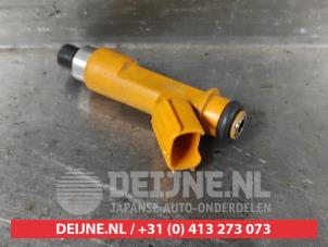 Used Injector (petrol injection) Toyota iQ 1.0 12V VVT-i Price on request offered by V.Deijne Jap.Auto-onderdelen BV