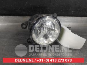 Used Fog light, front right Mitsubishi L-200 2.4 Clean Diesel 4WD Price on request offered by V.Deijne Jap.Auto-onderdelen BV