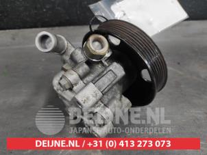 Used Power steering pump Chevrolet Cruze 2.0 D 16V Price € 50,00 Margin scheme offered by V.Deijne Jap.Auto-onderdelen BV