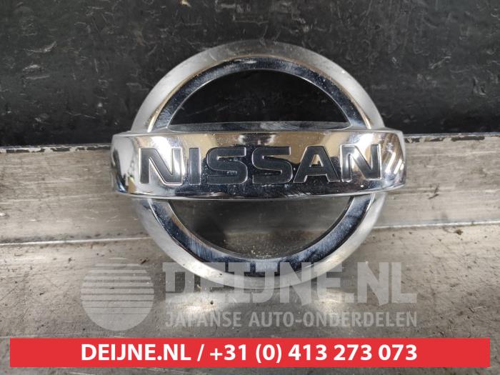 Używane Emblemat Nissan Pulsar (C13) 1.2 DIG-T 16V Cena € 25,00 Procedura marży oferowane przez V.Deijne Jap.Auto-onderdelen BV