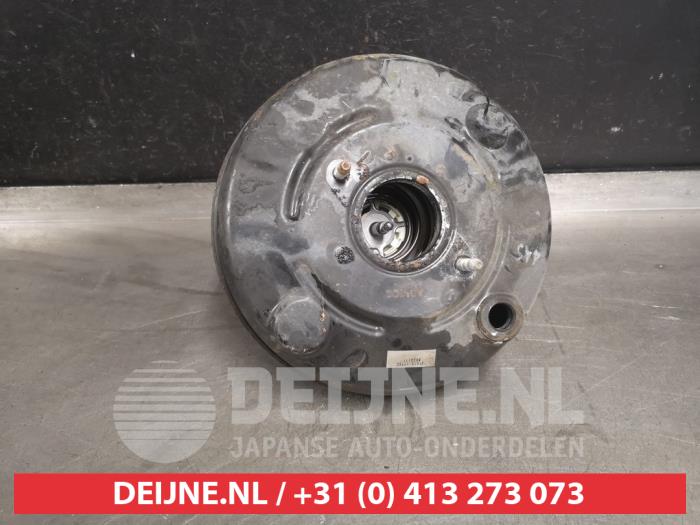 Usagé Servo frein Toyota iQ 1.0 12V VVT-i Prix € 35,00 Règlement à la marge proposé par V.Deijne Jap.Auto-onderdelen BV