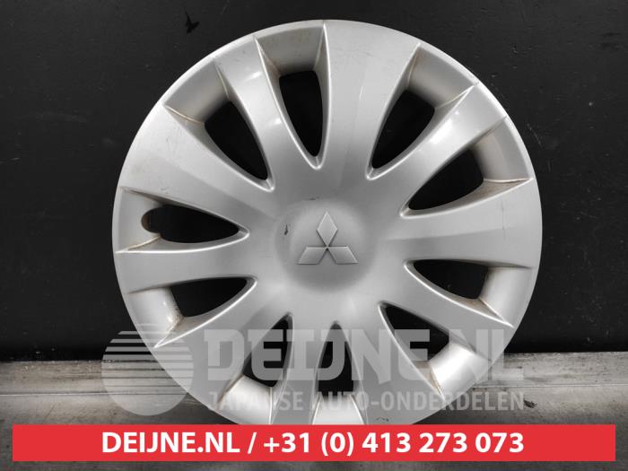 Używane Kolpak Mitsubishi Lancer Wagon (CS/CT) 1.6 16V Cena € 20,00 Procedura marży oferowane przez V.Deijne Jap.Auto-onderdelen BV