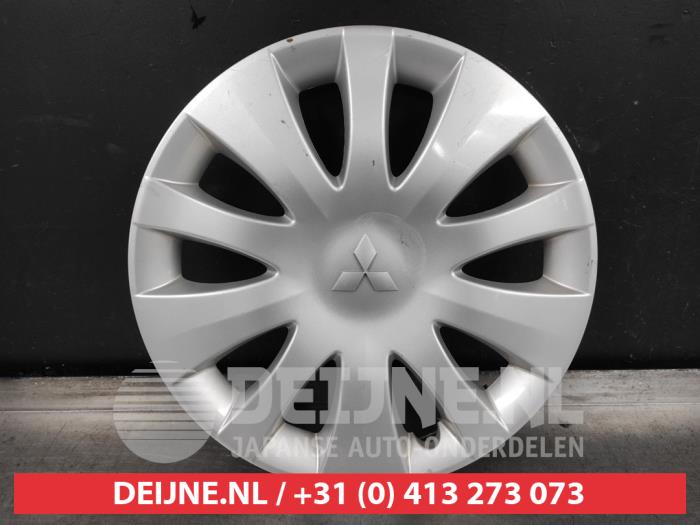 Używane Kolpak Mitsubishi Lancer Wagon (CS/CT) 1.6 16V Cena € 20,00 Procedura marży oferowane przez V.Deijne Jap.Auto-onderdelen BV