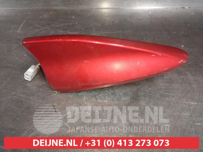 Używane Antena Mazda CX-3 (DJ/DK) 2.0 SkyActiv-G 120 Cena € 25,00 Procedura marży oferowane przez V.Deijne Jap.Auto-onderdelen BV