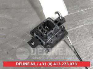 Used Heater resistor Mitsubishi L-200 2.4 Clean Diesel 4WD Price on request offered by V.Deijne Jap.Auto-onderdelen BV