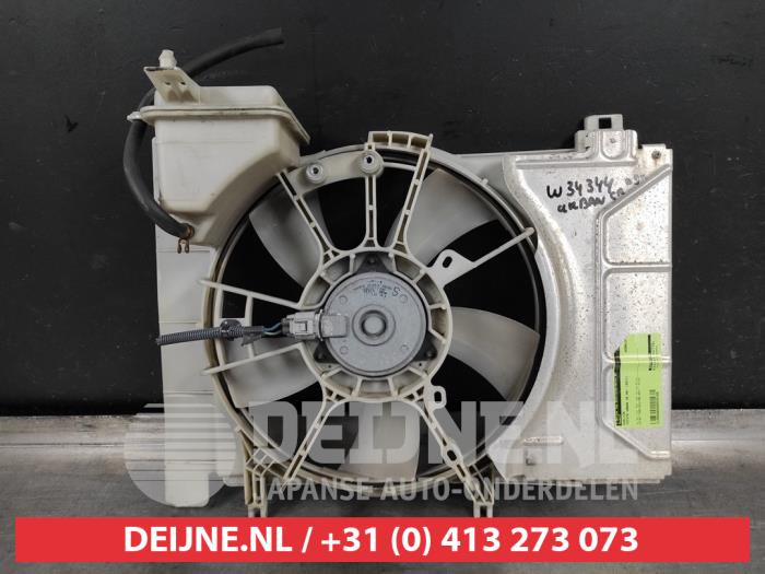 Używane Wentylator Toyota Urban Cruiser 1.33 Dual VVT-I 16V 2WD Cena na żądanie oferowane przez V.Deijne Jap.Auto-onderdelen BV