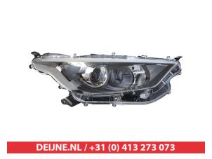 New Headlight, right Toyota Yaris Price € 479,16 Inclusive VAT offered by V.Deijne Jap.Auto-onderdelen BV