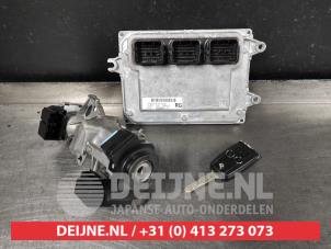 Gebrauchte Zündschloss + Schlüssel Honda Civic (FK1/2/3) 1.8i VTEC 16V Preis auf Anfrage angeboten von V.Deijne Jap.Auto-onderdelen BV