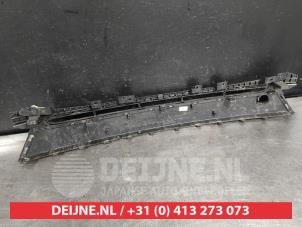 Used Bumper grille Kia Sportage (QL) 1.6 GDI 16V 4x2 Price € 100,00 Margin scheme offered by V.Deijne Jap.Auto-onderdelen BV