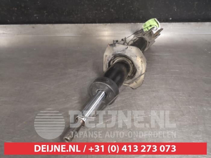 Front shock absorber, right from a Nissan Micra (K13) 1.2 12V 2012