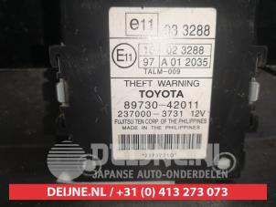 Usagé Module alarme Toyota RAV4 (A3) 2.2 D-CAT 16V 4x4 Prix sur demande proposé par V.Deijne Jap.Auto-onderdelen BV