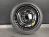 Space-saver spare wheel from a Toyota Yaris (P1), 1999 / 2005 1.3 16V VVT-i, Hatchback, Petrol, 1.298cc, 64kW (87pk), FWD, 2SZFE, 2002-04 / 2005-09, SCP12 2005