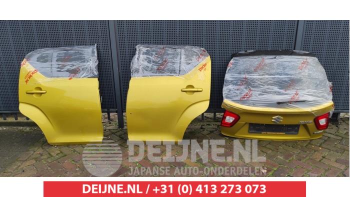 Usados Ventanilla triangular derecha detrás Suzuki Ignis (MF) 1.2 Dual Jet 16V Smart Hybrid Precio € 50,00 Norma de margen ofrecido por V.Deijne Jap.Auto-onderdelen BV