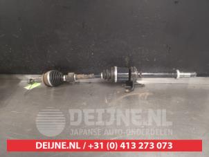 Used Front drive shaft, right Toyota Avensis Wagon (T27) 2.2 16V D-4D-F 150 Price € 75,00 Margin scheme offered by V.Deijne Jap.Auto-onderdelen BV
