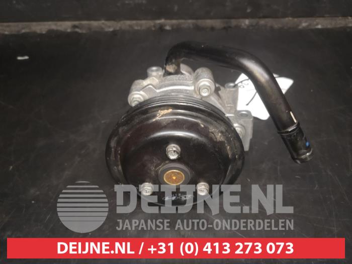Usagé Pompe à eau Hyundai i30 (PDEB5/PDEBB/PDEBD/PDEBE) 2.0 N Turbo 16V Prix € 25,00 Règlement à la marge proposé par V.Deijne Jap.Auto-onderdelen BV