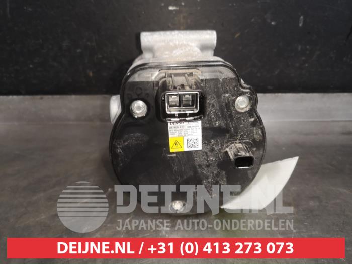 Usagé Compresseur de clim Toyota Corolla (E21/EA1/EH1) 1.8 16V Hybrid Prix € 200,00 Règlement à la marge proposé par V.Deijne Jap.Auto-onderdelen BV