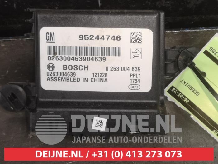 Begagnade PDC-modul Chevrolet Cruze 1.7 D Pris € 50,00 Marginaltabell erbjuds av V.Deijne Jap.Auto-onderdelen BV