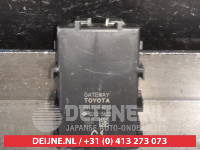 Używane Modul gateway Toyota C-HR (X1,X5) 1.2 16V Turbo 4x4 Cena € 30,00 Procedura marży oferowane przez V.Deijne Jap.Auto-onderdelen BV