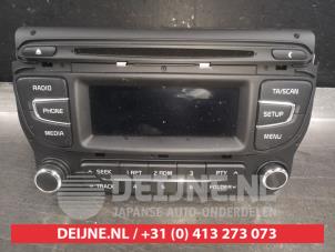 Used Radio Kia Cee'd (JDB5) 1.4i 16V Price on request offered by V.Deijne Jap.Auto-onderdelen BV