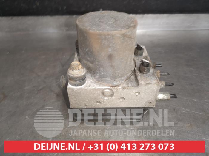 Begagnade ABS-pump Honda Civic (FK/FN) 2.2 i-CTDi 16V Pris € 75,00 Marginaltabell erbjuds av V.Deijne Jap.Auto-onderdelen BV
