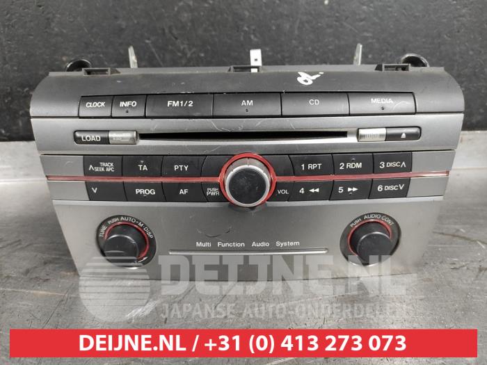 Używane Radio Mazda 3 Sport (BK) Cena € 75,00 Procedura marży oferowane przez V.Deijne Jap.Auto-onderdelen BV