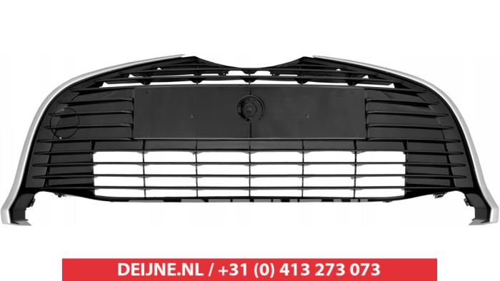 Nowe Grill Toyota Yaris Cena € 96,80 Z VAT oferowane przez V.Deijne Jap.Auto-onderdelen BV