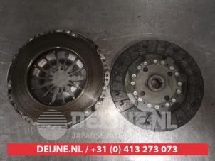 Used Clutch kit (complete) Nissan Qashqai (J11) 1.3 DIG-T 140 16V Price on request offered by V.Deijne Jap.Auto-onderdelen BV