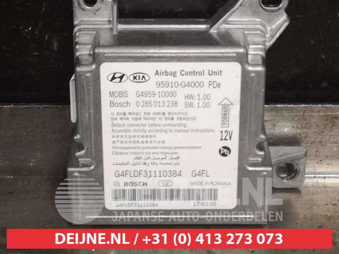 Airbag Module Hyundai i30 1.6 CRDi 16V VGT G4FLDF3110384