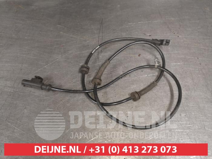 Begagnade ABS-sensor Nissan Micra (K12) 1.2 16V Pris € 25,00 Marginaltabell erbjuds av V.Deijne Jap.Auto-onderdelen BV