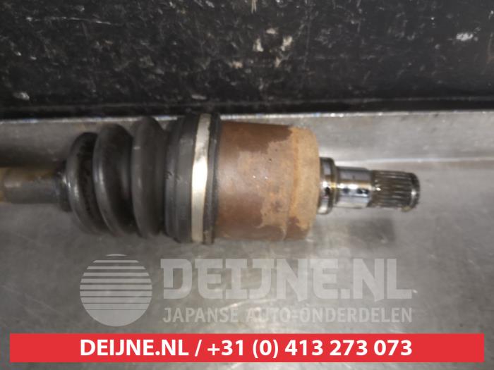 Front drive shaft, right from a Hyundai Atos 1.0 12V 1999