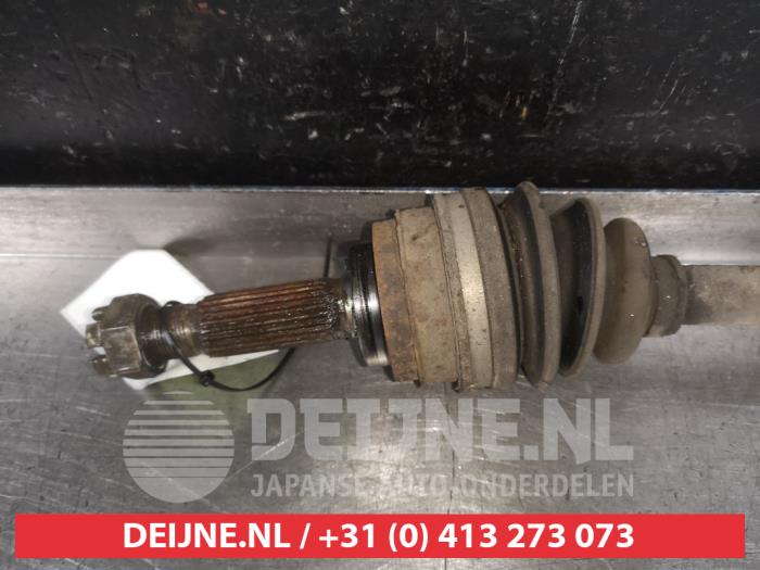 Front drive shaft, right from a Hyundai Atos 1.0 12V 1999