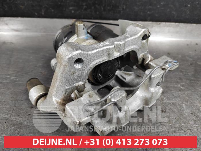 Gebrauchte Bremszange links hinten Mazda 3 Sport (BP) 2.0 SkyActiv-G 122 Mild Hybrid 16V Preis € 125,00 Margenregelung angeboten von V.Deijne Jap.Auto-onderdelen BV