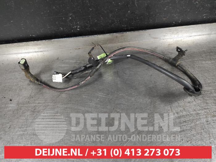 Begagnade ABS-sensor Mazda 3 Sport (BP) 2.0 SkyActiv-G 122 Mild Hybrid 16V Pris € 25,00 Marginaltabell erbjuds av V.Deijne Jap.Auto-onderdelen BV