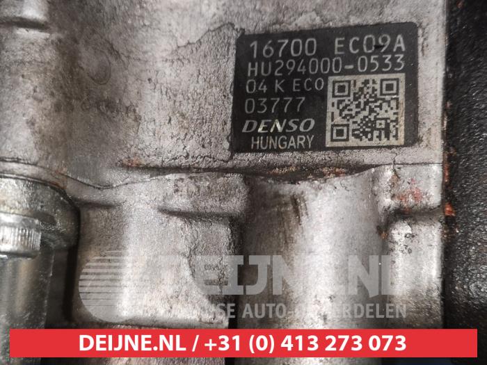 Mechanical fuel pump Nissan NP 300 2.5 dCi 16V 4x4