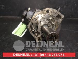 Used Mechanical fuel pump Nissan NP 300 (D22SS) 2.5 dCi 16V 4x4 Price on request offered by V.Deijne Jap.Auto-onderdelen BV