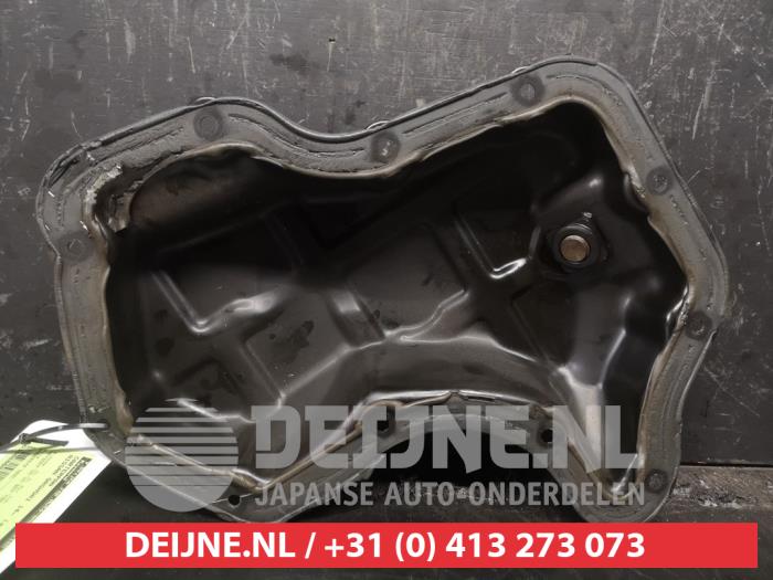 Usagé Couvercle carter Nissan Qashqai (J11) 1.3 DIG-T 140 16V Prix € 50,00 Règlement à la marge proposé par V.Deijne Jap.Auto-onderdelen BV