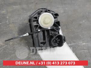 Used Headlight motor Suzuki Celerio (LF) 1.0 12V Price on request offered by V.Deijne Jap.Auto-onderdelen BV