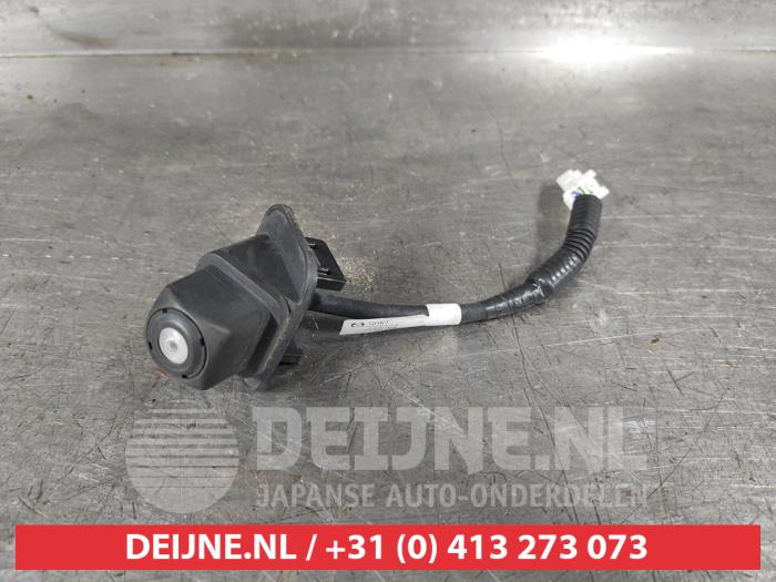 Używane Kamera cofania Mazda 6 (GJ/GH/GL) 2.2 SkyActiv-D 150 16V Cena € 75,00 Procedura marży oferowane przez V.Deijne Jap.Auto-onderdelen BV