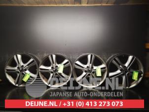 Used Set of wheels Ssang Yong Korando 2.0 e-XDi 16V 4x4 Price on request offered by V.Deijne Jap.Auto-onderdelen BV