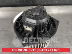 Used Heating and ventilation fan motor Ssang Yong Korando 2.0 e-XDi 16V 4x4 Price on request offered by V.Deijne Jap.Auto-onderdelen BV