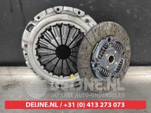 Used Clutch kit (complete) Mitsubishi L-200 2.5 DI-D 4x4 Price on request offered by V.Deijne Jap.Auto-onderdelen BV