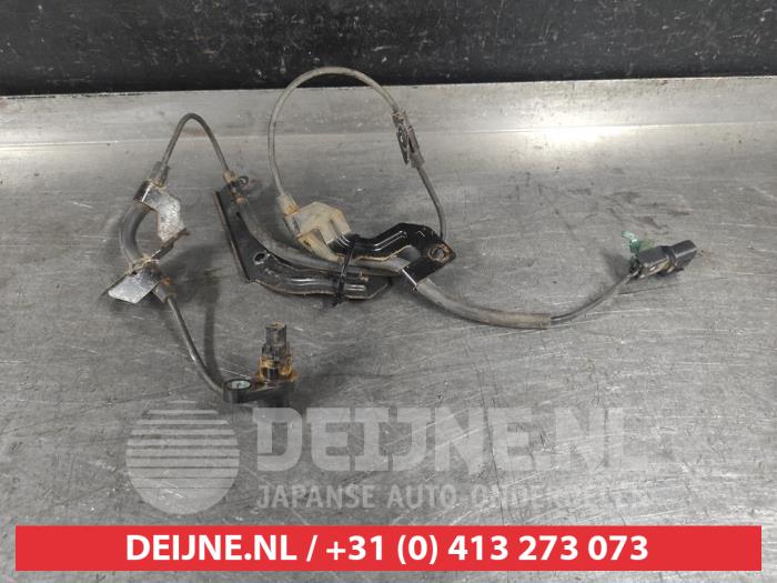 ABS-sensor Mitsubishi L-200 (KA/KB), 2005 / 2015 2.5 DI-D 4x4, Pickup, Diesel, 2.477cc, 100kW (136pk), 4x4, 4D56; 16V, 2005-11 / 2015-12, KB4T (Begagnad)